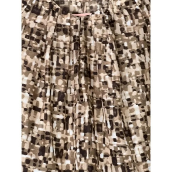 Boss by Hugo Boss Women's Crew Neck Keyhole Back Silk Long Sleeve Blouse US 10 - Picture 8 of 8